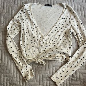 Brandy Melville long sleeve
